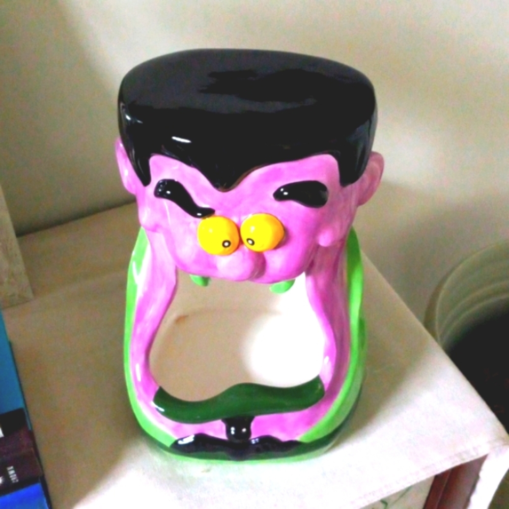 Frankenstein Halloween Candy Jar 🍬 🍫 🍭...so super cute!